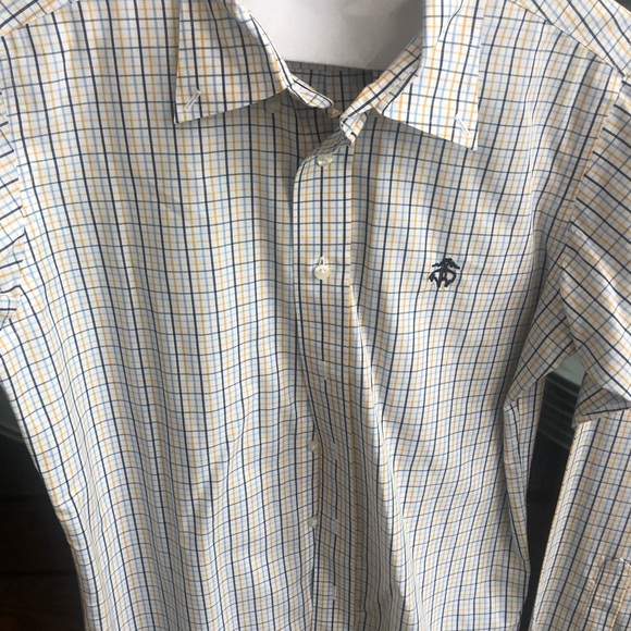 Brooks Brothers Non Iron Button Down - Picture 2 of 3
